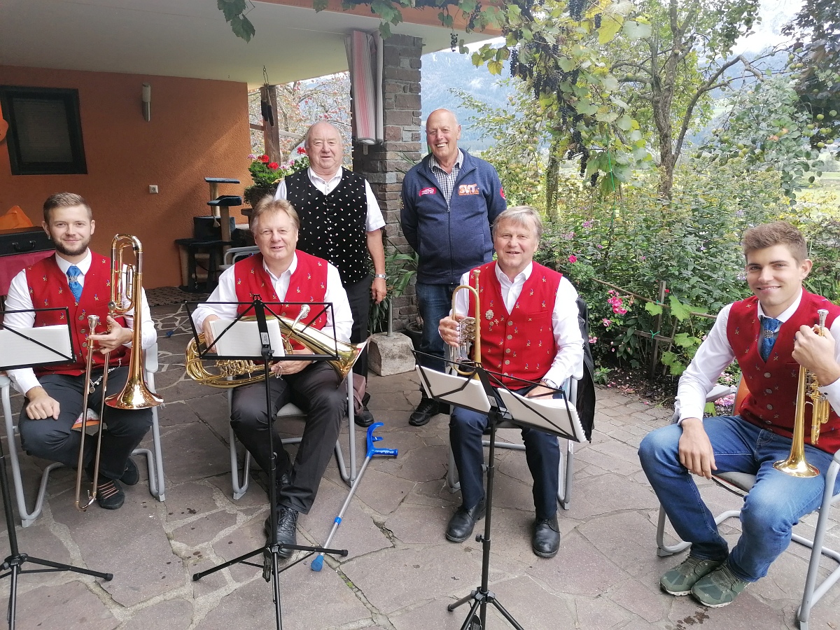 Stänchen zum 80.Geburtstag von Franz und Alois